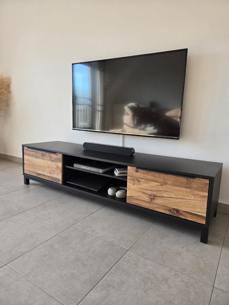 tv meubel met phillips hue, Ophalen of Verzenden, Zo goed als nieuw