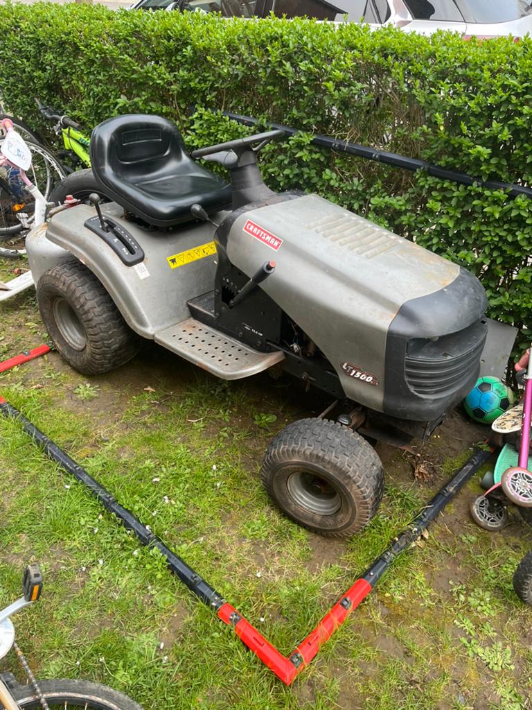 tracteur Craftsman LTS1500 moteur Briggs Stratton, Enlèvement, Utilisé