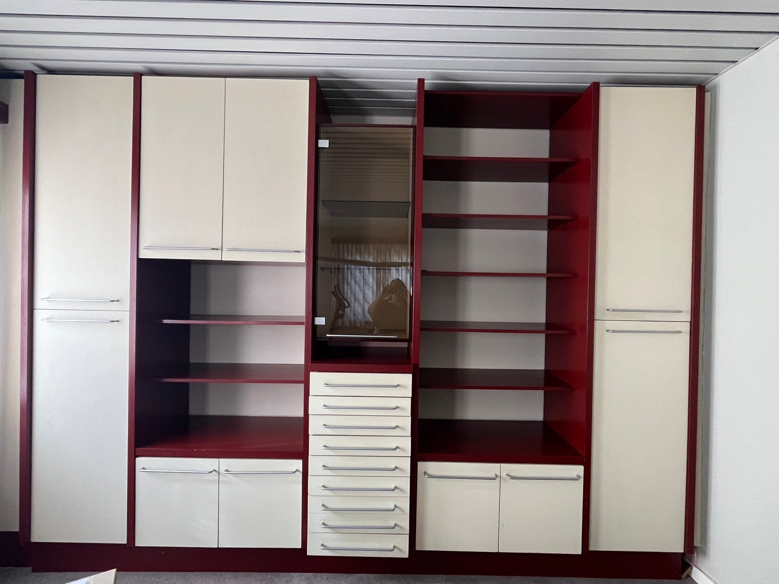 Houten modulaire bureaukast, Ophalen