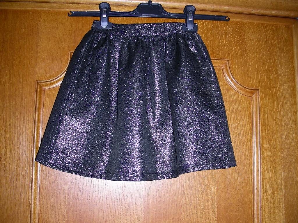 Zwart met goud glitter rokje, JBC Katja Retsin, mt 140, 10j, Enfants & Bébés, Vêtements enfant | Taille 140, Robe ou Jupe, Enlèvement ou Envoi