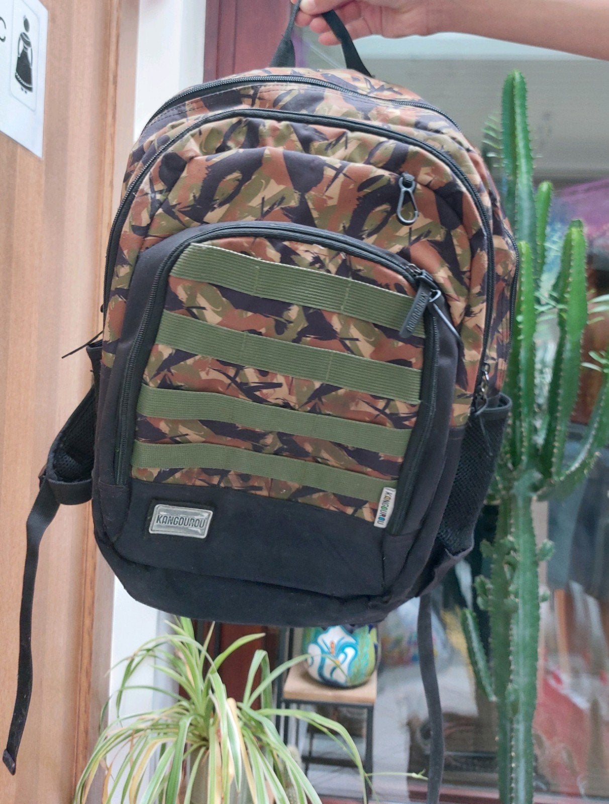 cartable spacieux à imprimé militaire de la marque Kangouro, Divers, Enlèvement ou Envoi, Utilisé