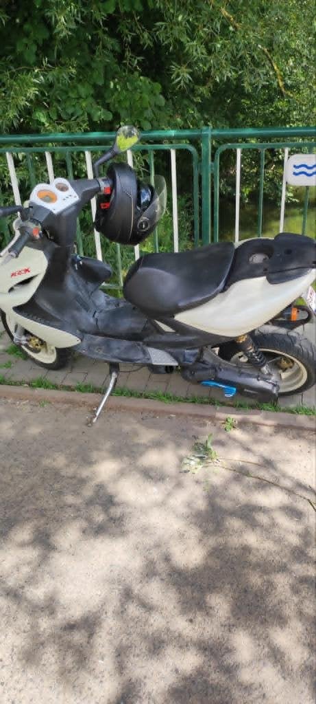 scooteur, Vélos & Vélomoteurs, Yamaha, Enlèvement, Utilisé, Essence