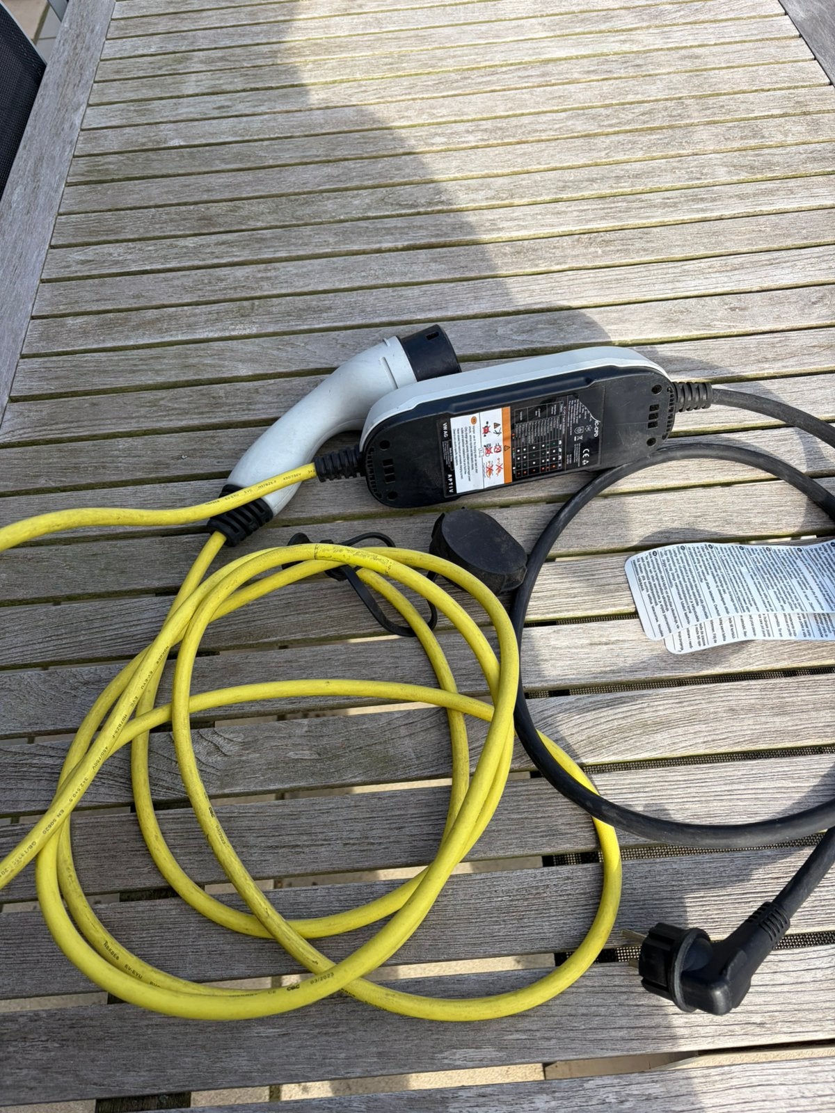 Oplaadkabel voor hybride of elektrische wagen op 220V, Ophalen, Zo goed als nieuw, Laadkabel