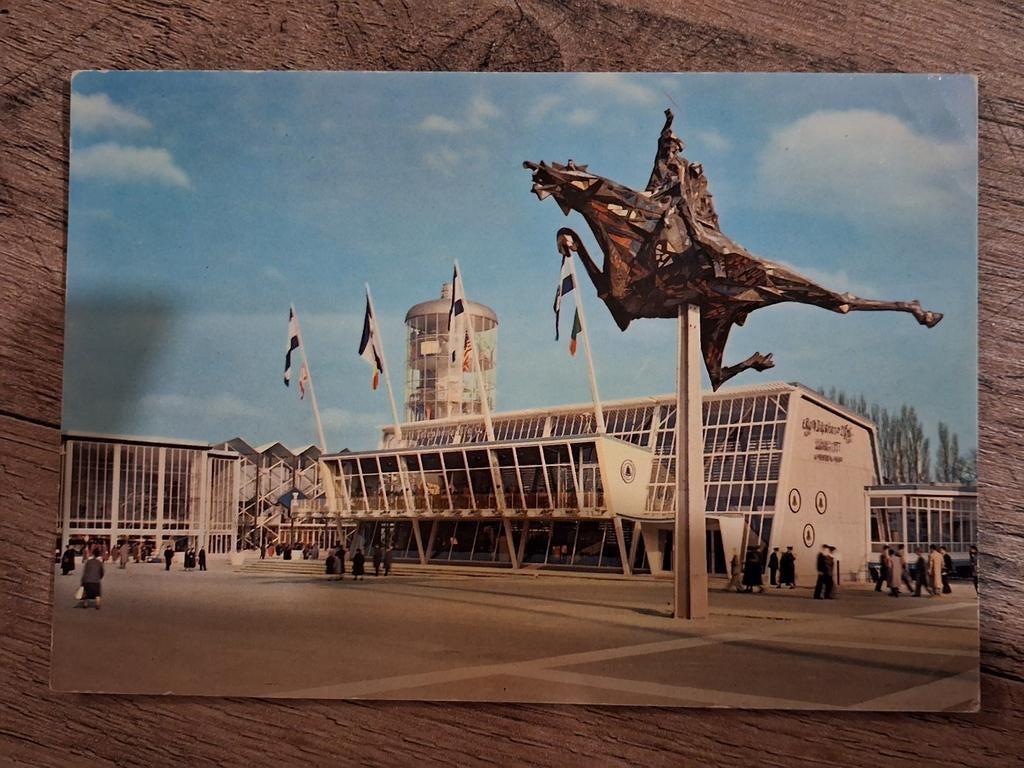 Expo 58 : Esplanade de Bruxelles, Envoi