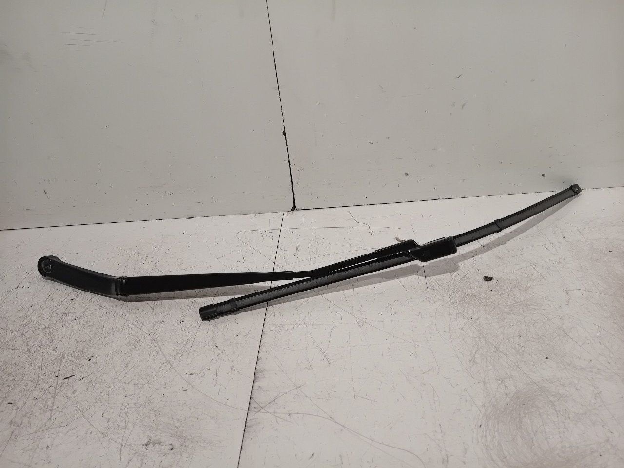 Ruitenwisserarm links voor Fiat Tipo, Onderdelen@venauto.nl, Van der Ven Autorecycling B.V., Gebruikt, Ettenseweg 76, 4706 PB Roosendaal, The Netherlands