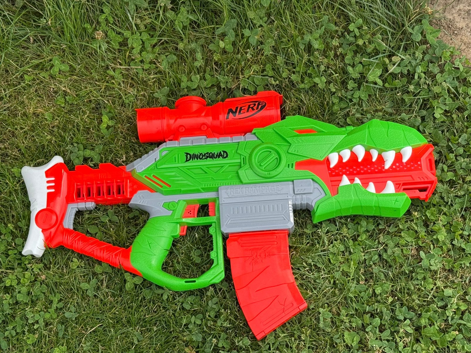 Grote speelgoedbundel Nerf & X-Shot + lichtzwaard, Ophalen, Gebruikt