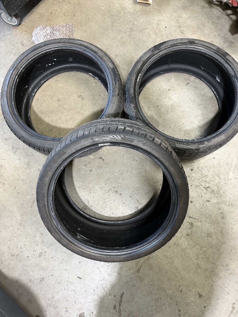 3X 235/35/19, Gebruikt, 235 mm, All Season, Band(en)
