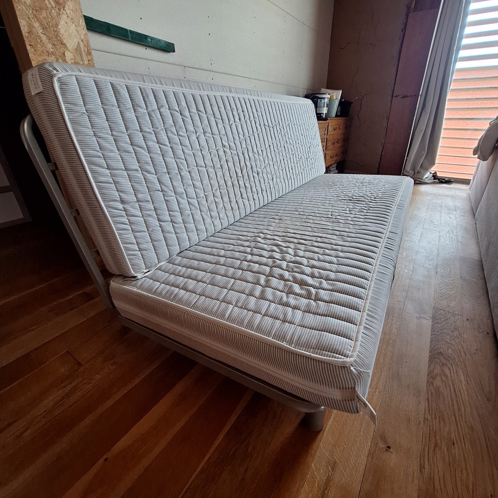 Slaapzetel Ikea, Ophalen