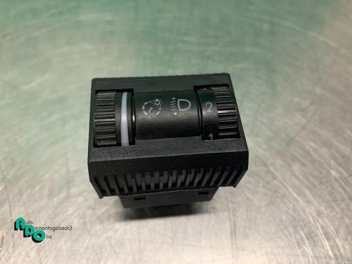 Commutateur phare hauteur réglable d'un Volkswagen Polo (Po, Volkswagen, -, 3 mois de garantie, Utilisé