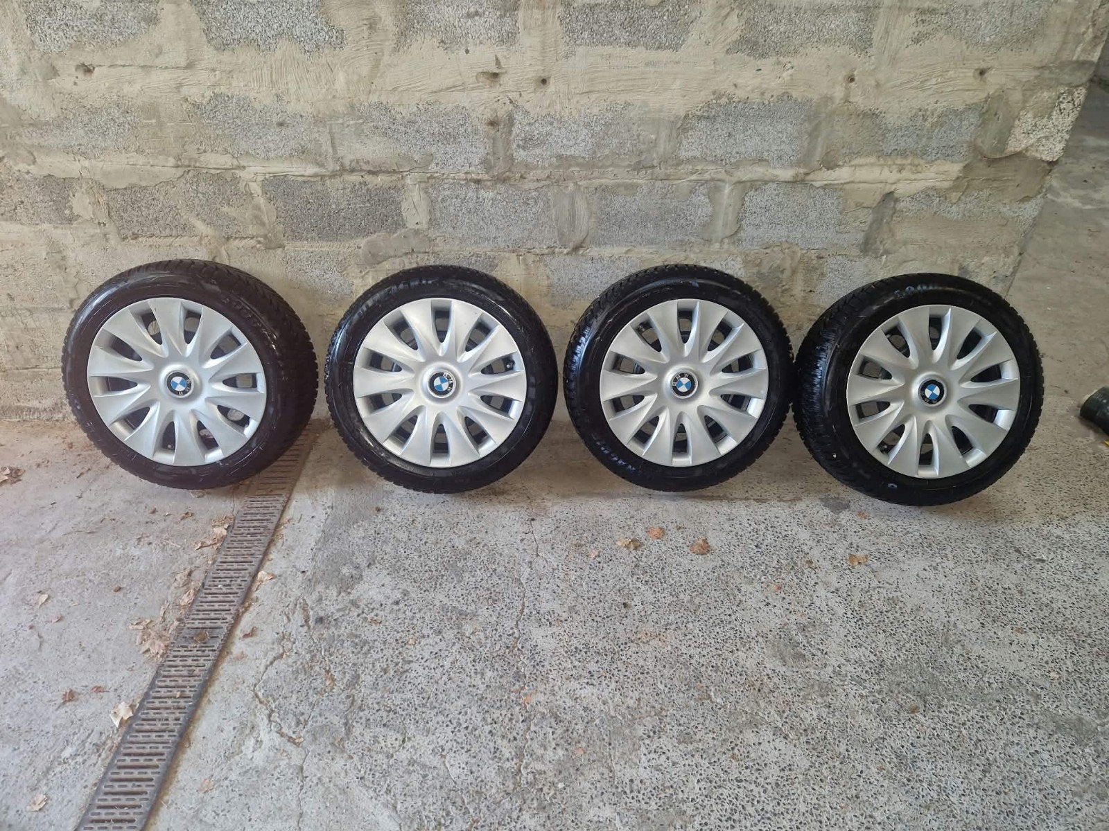 4 jantes bmw 195 / 55 / 16  NEIGE, Autos : Pièces & Accessoires, Pneus hiver, 16 pouces, Véhicule de tourisme, Pneu(s)