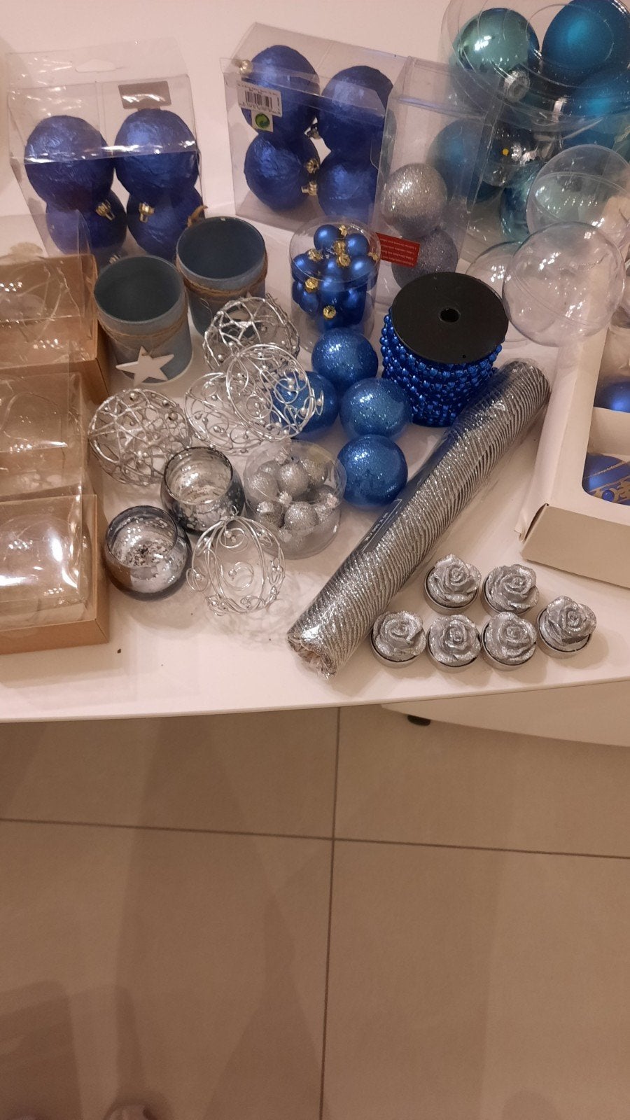 vele kerstspullen uit te kiezen, Diversen, Ophalen