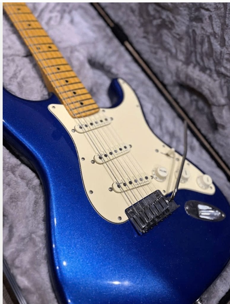 Fender American Ultra Strat USA 2022 (Mint) + Hardcase, Muziek en Instrumenten, Ophalen of Verzenden, Fender