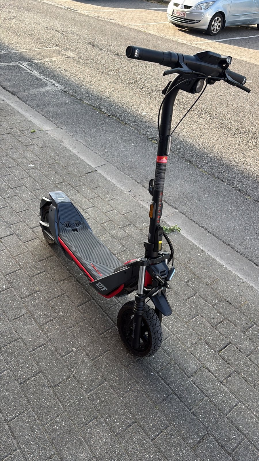 Trottinette electrique z3 pro, Vélos & Vélomoteurs, Enlèvement ou Envoi, Comme neuf
