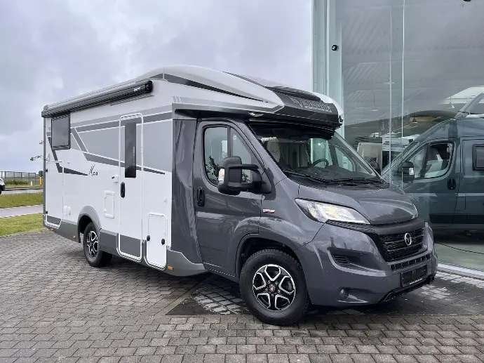 Mobilvetta Kea P64 140pk Automaat | 2022 | 38.998 km, Caravans en Kamperen, Mobilhomes, Automaat, Fiat, Bedrijf, Diesel