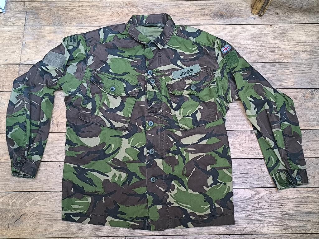 Chemise / veste armée Anglaise Commando camouflage Woodland, Collections, Enlèvement ou Envoi, Armée de terre, Vêtements ou Chaussures