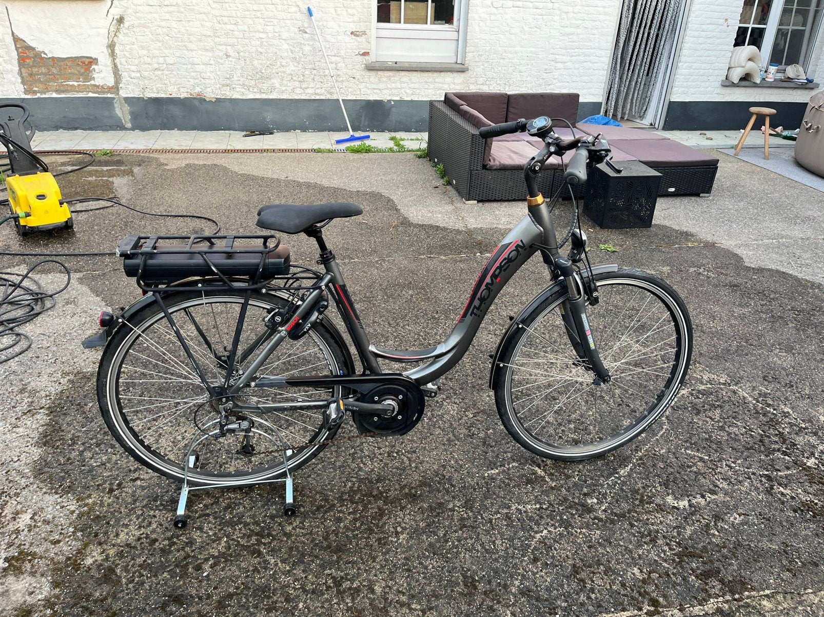 Tension Thompson, Vélos & Vélomoteurs, Vélos électriques, Enlèvement, Utilisé