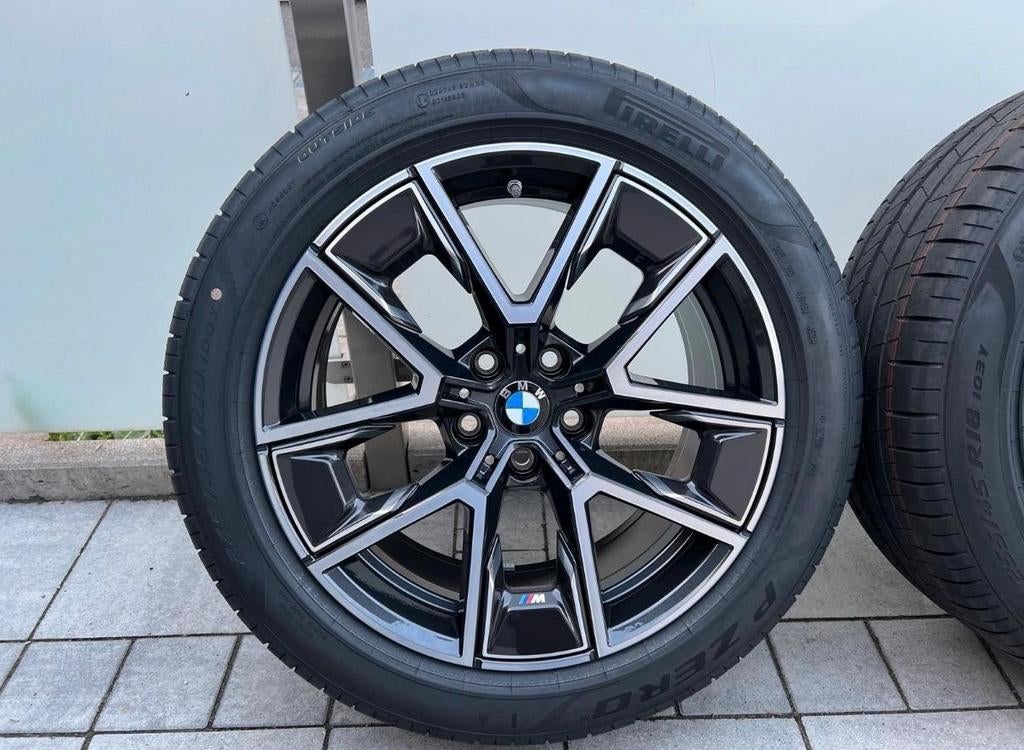 Jantes bmw i4 G26 original M avec pneus inclus et capteur, Pneus et Jantes, Véhicule de tourisme, 18 pouces, Enlèvement