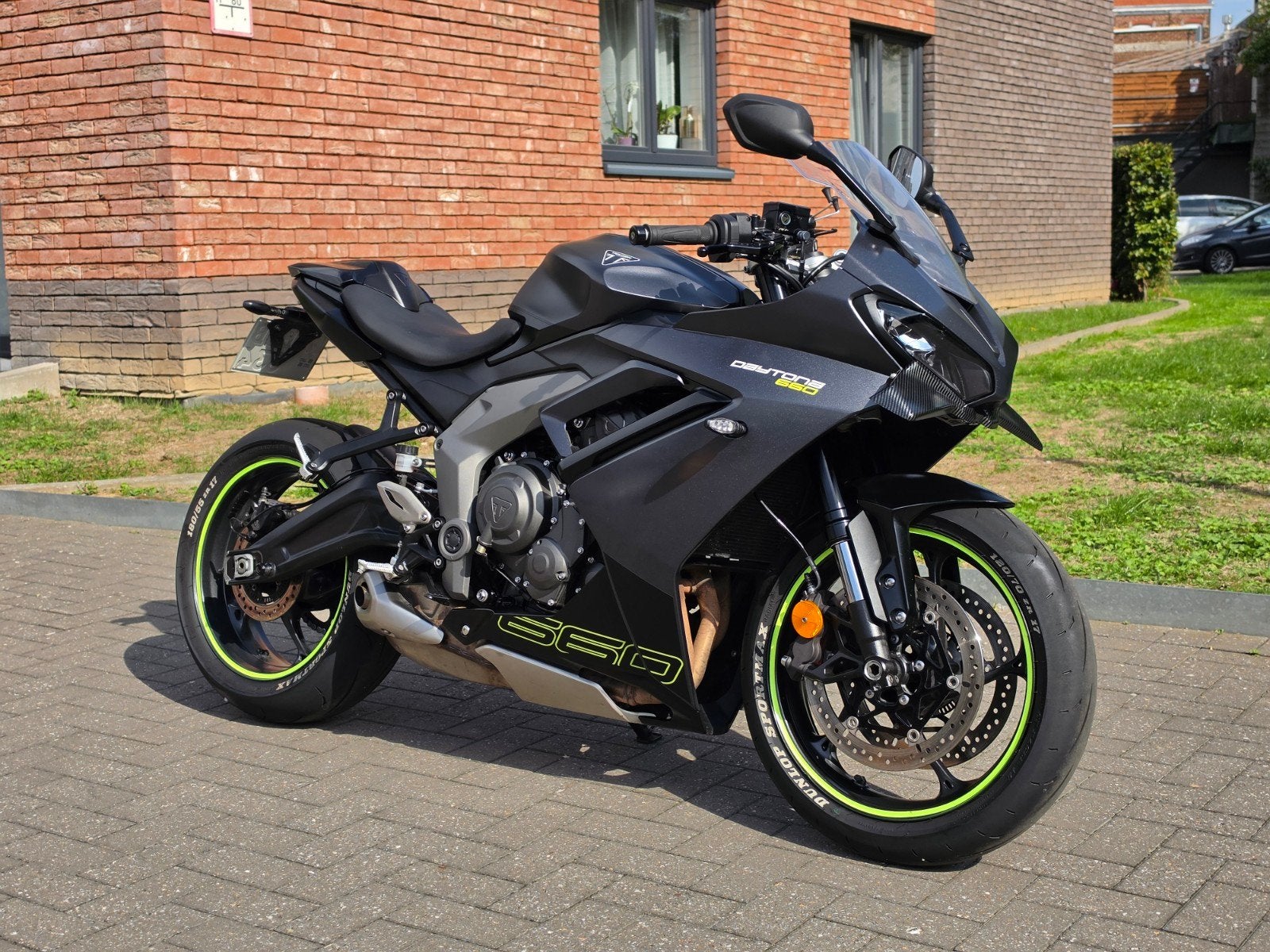 Vend ou échange Triumph Daytona 660 2024 A2/35kw, Motoren, Bedrijf, Sport, Sportuitlaat