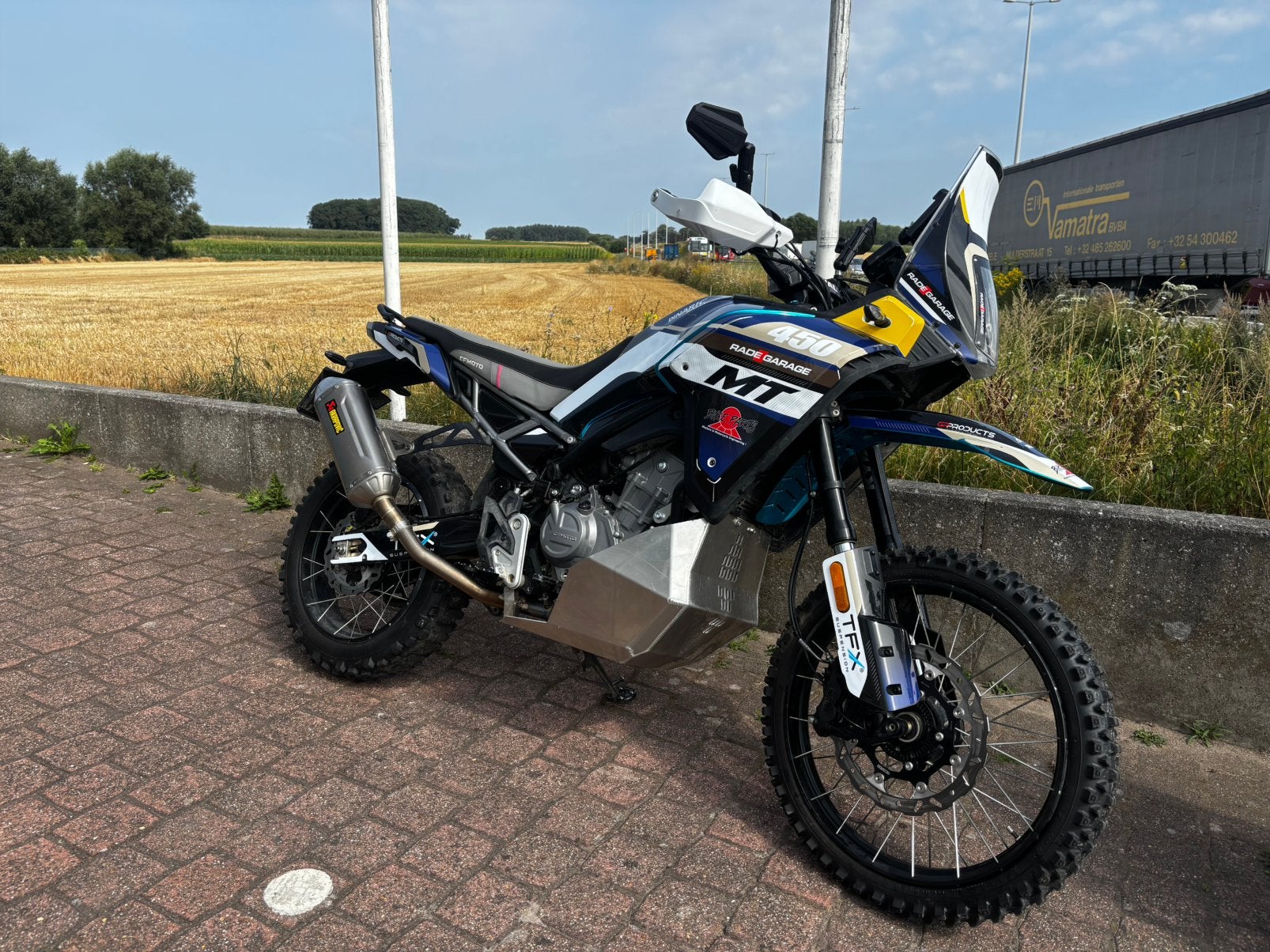 CFMOTO 450 MT prête pour le rallye, Motos, Occasion, 2 cylindres, Particulier, Permis Moto A2 minimum