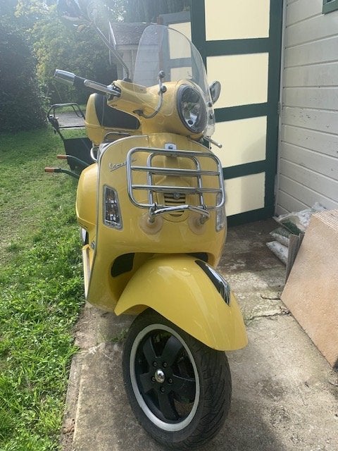 Vespa GTS 125 – 2010 – 29 737 km – Très équipée, Motos, Scooter, Occasion, Jusqu'à 11 kW, Particulier