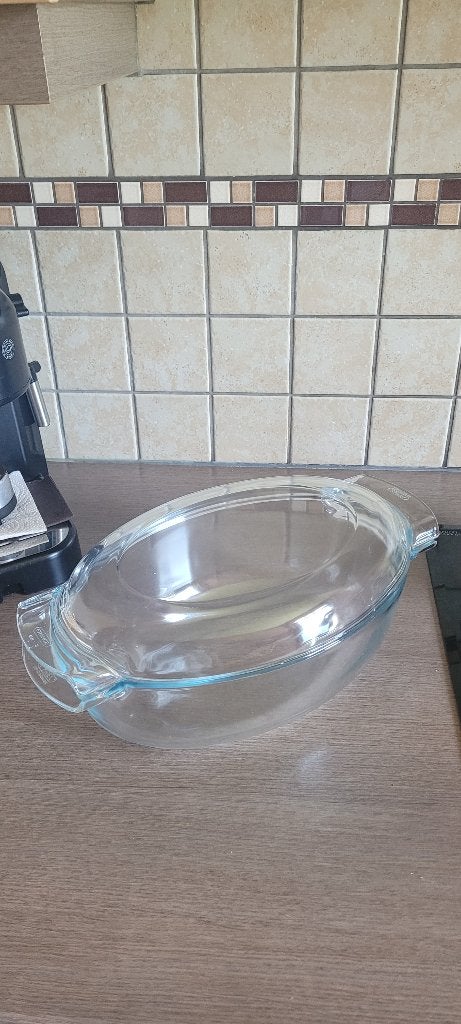 Grand plat Pyrex + couvercle, Maison & Meubles, Comme neuf, Verre, Enlèvement, Autres types