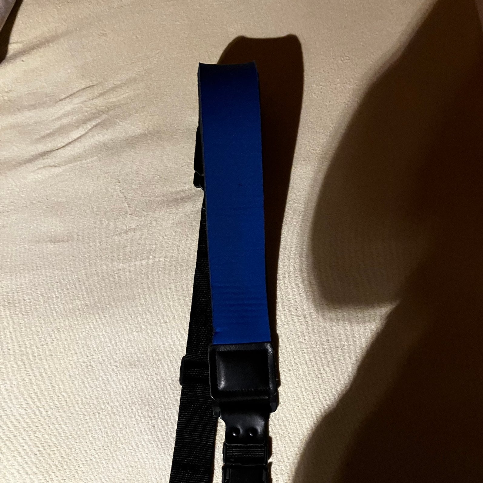 Schouderbang -) gitaar op te hangen, Muziek en Instrumenten, Ophalen, Zo goed als nieuw