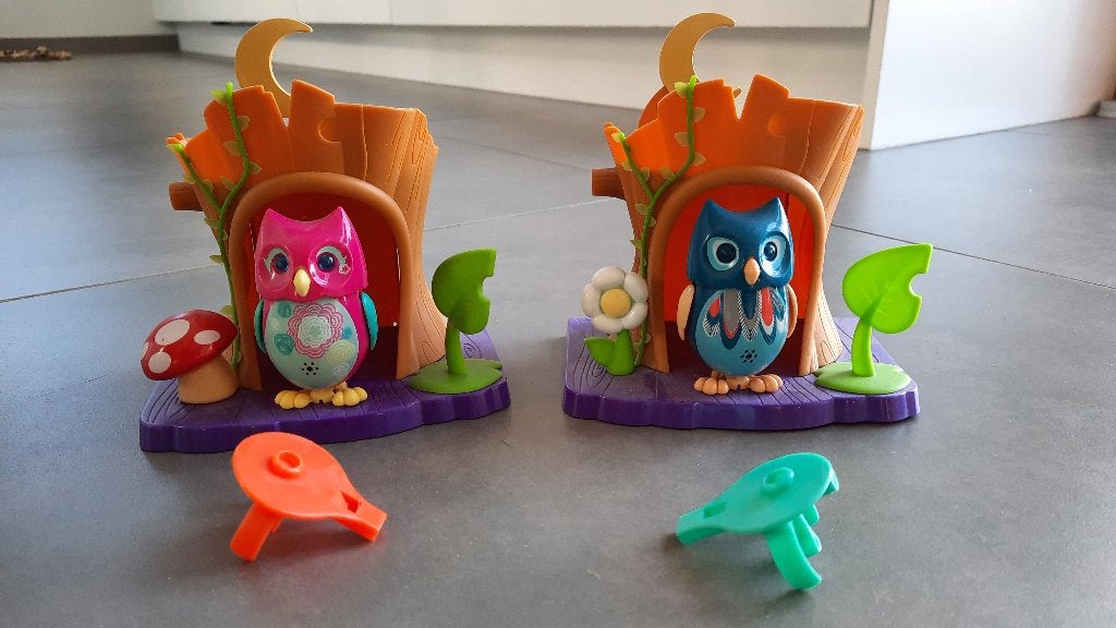 DigiUiltjes met boomstronk - 2 stuks, Kinderen en Baby's, Speelgoed | Educatief en Creatief, Ophalen of Verzenden, Zo goed als nieuw