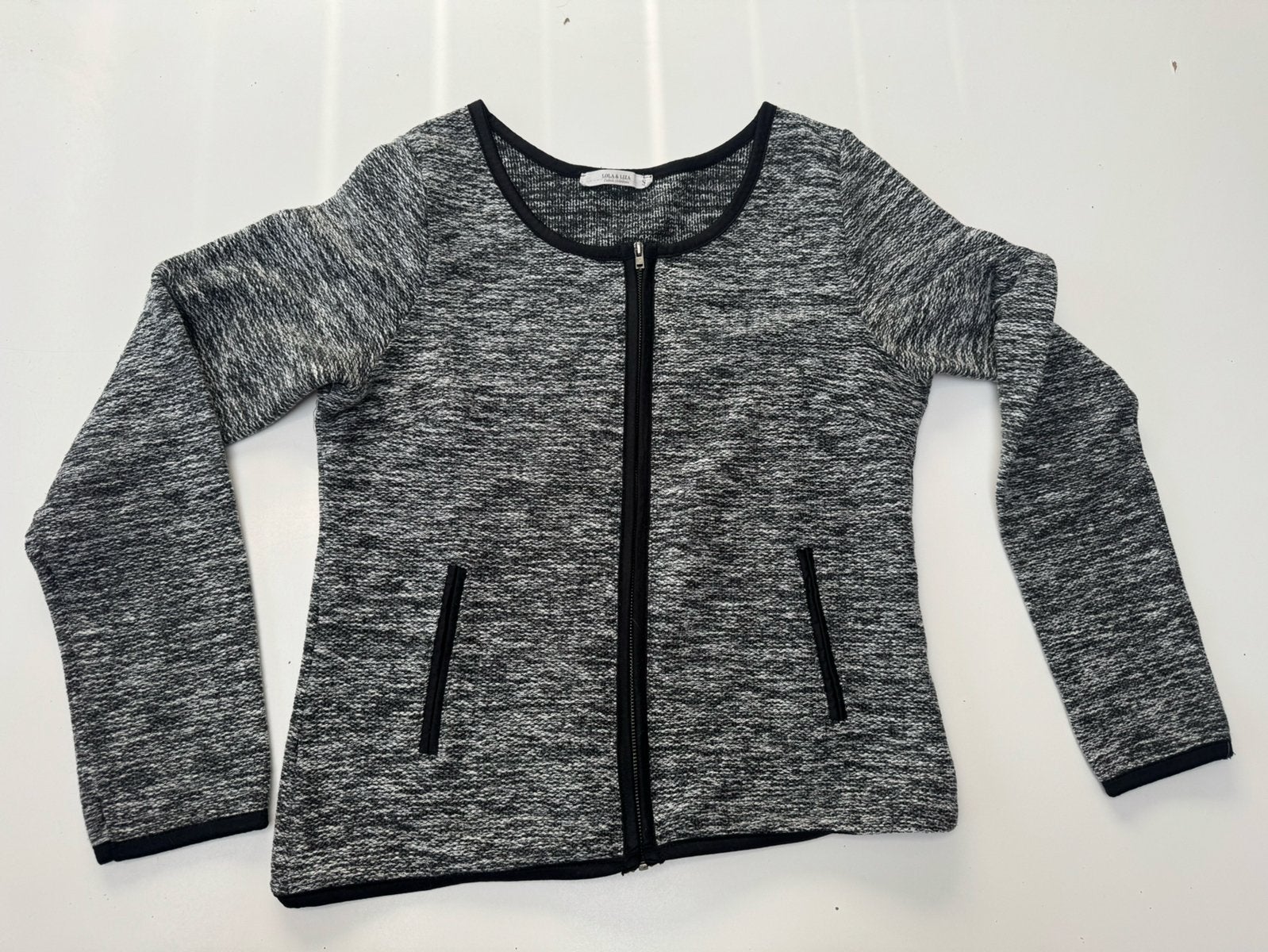 Trui of gillet maat S, Kleding | Dames, Truien en Vesten, Ophalen of Verzenden, Gedragen, Maat 36 (S), Grijs
