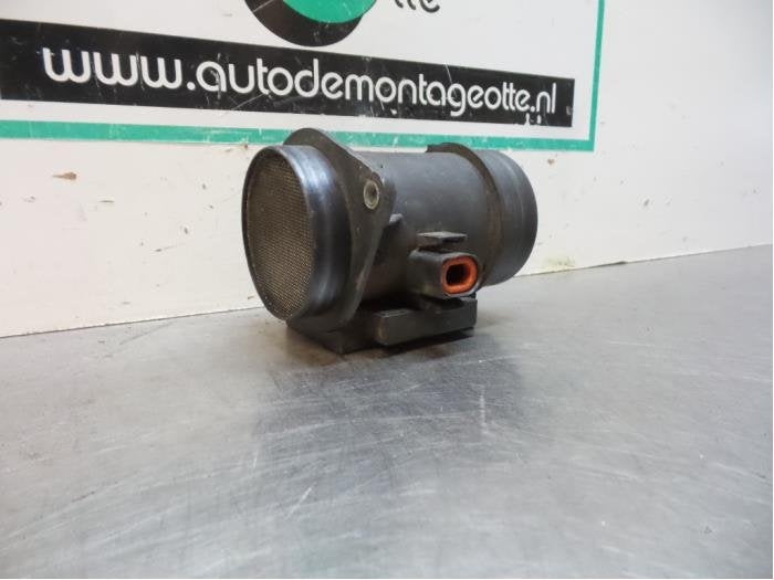 Compteur de masse d'air d'un Volkswagen Passat (Passat 96-), -, Utilisé, -, -