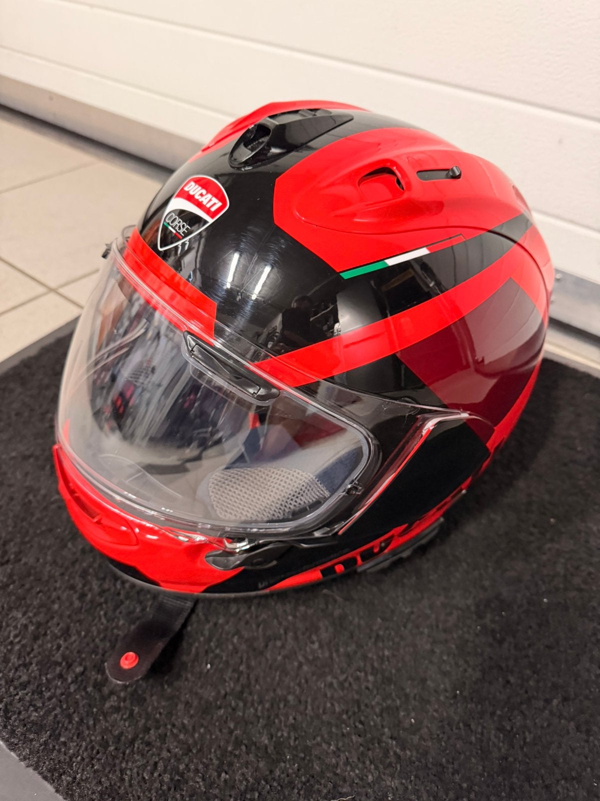 Casque Arai Ducati Corse V6 avec systeme com SENA, Motos, Enlèvement, S, Arai