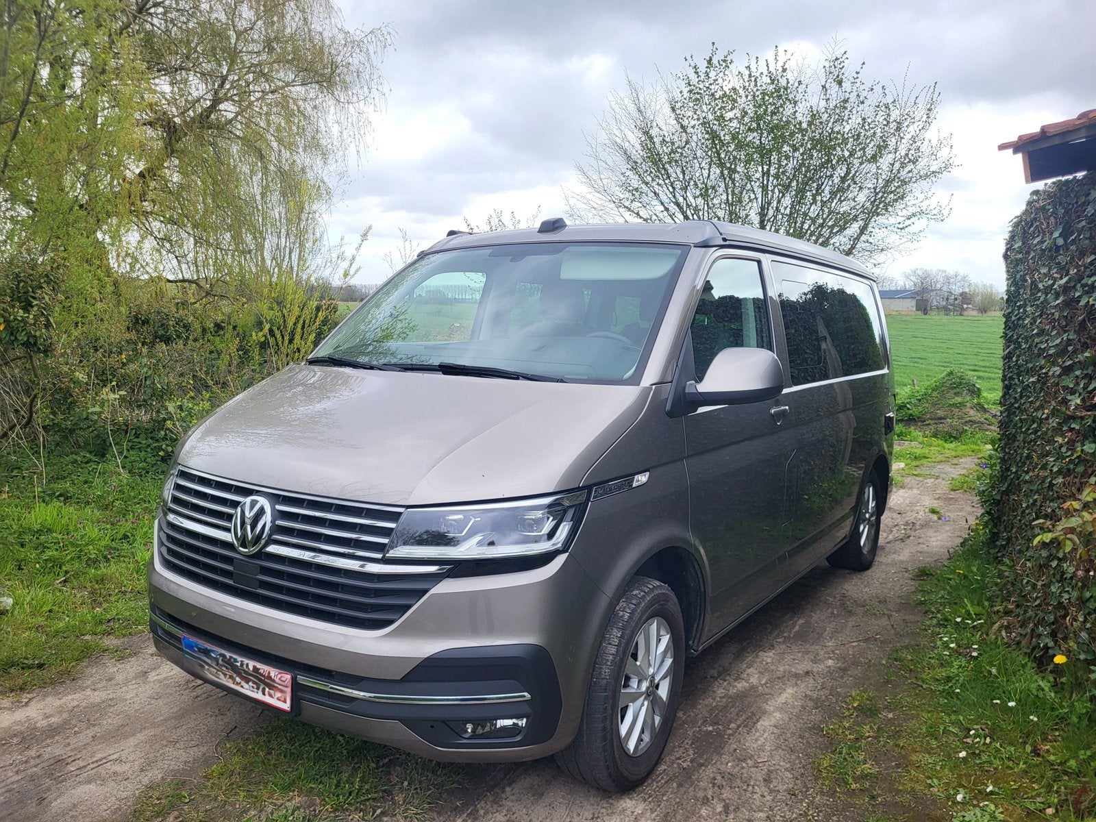 Volkswagen Transporter California Ocean 2.0TDI, Automaat, Beige, Diesel, Particulier