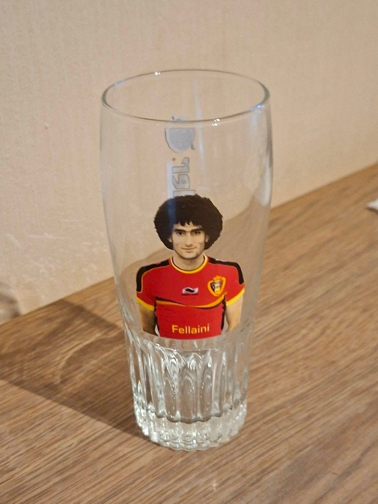 Bierglas : Marouane Fellaini / Rode Duivels / WK 2014, Verzamelen, Ophalen of Verzenden, Zo goed als nieuw, Bierglas