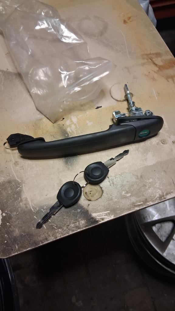 VW golf 3, poignée avec clés, Enlèvement ou Envoi