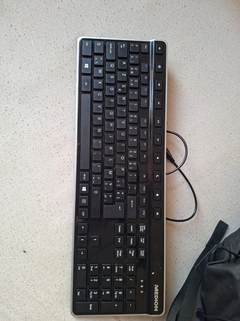 Medion USB toetsenbord AZERTY – numeriek klavier, Ophalen of Verzenden, Zo goed als nieuw, Multimediatoetsen, Bedraad