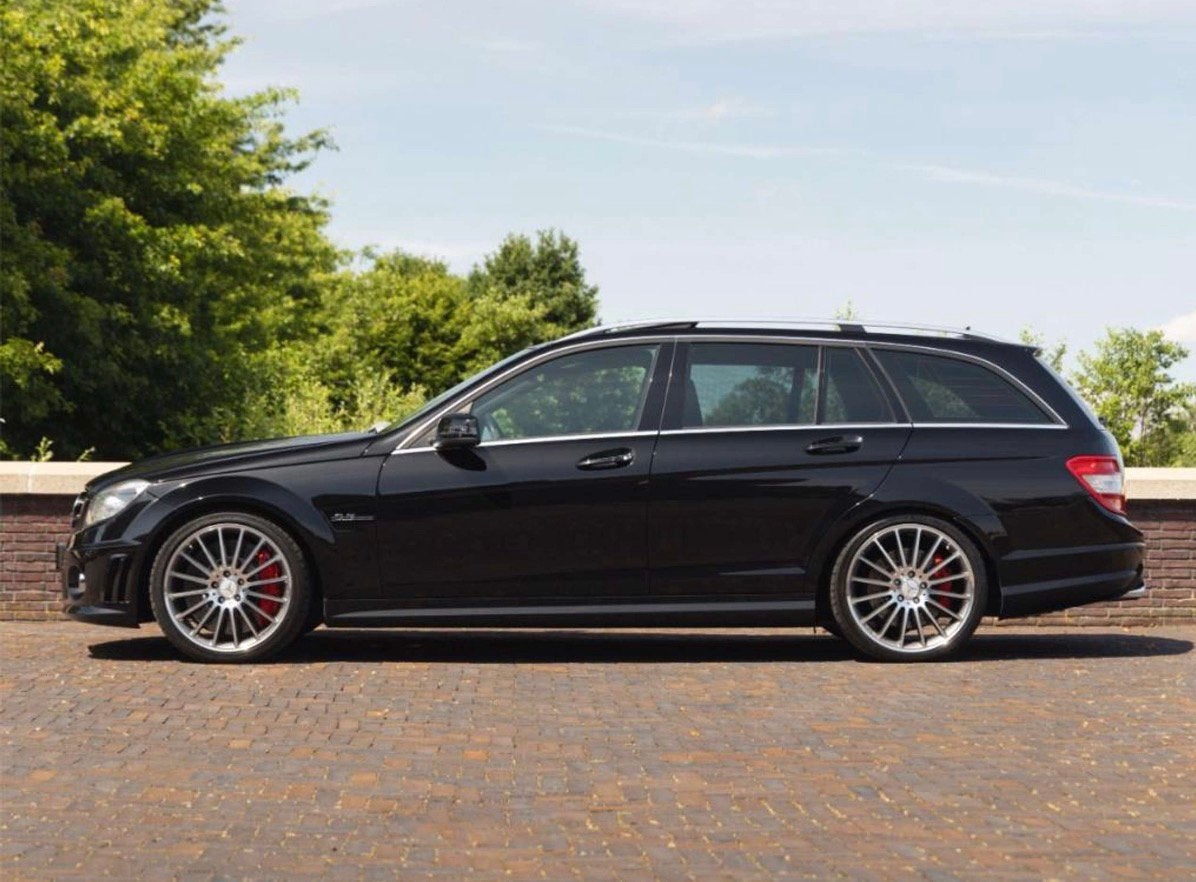 ENSEMBLE DE PERFORMANCE MERCEDES-BENZ C 63 AMG, Achat, Entreprise, Automatique, Alarme