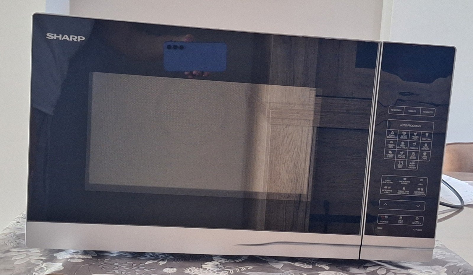 Grand micro-ondes combiné Sharp 32L en parfait état, Enlèvement, Micro-ondes