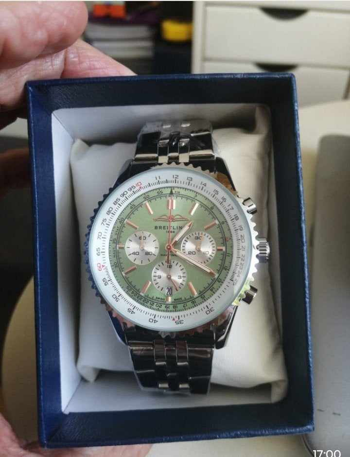 Breitling navitimer chonograaf met licht groene wijzrplaat, Bijoux, Sacs & Beauté, Enlèvement ou Envoi, Breitling, Acier, Acier