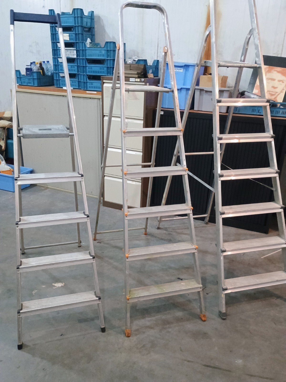 3 ALUMINIUM LADDERS MET 5 TOT 7 TREDEN VAN STABIELE KWALITEI, Ophalen, Ladder