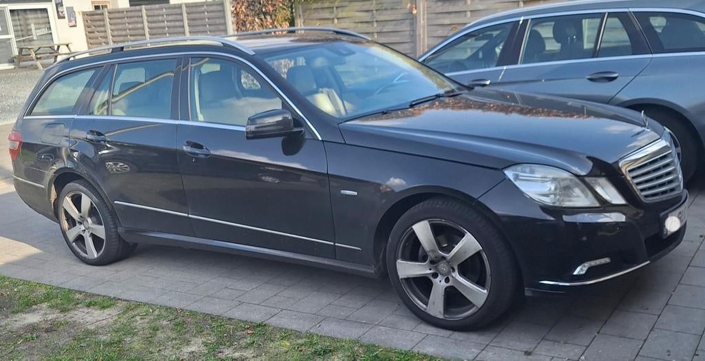 Mercedes E220CDI. STW, Autos, Cuir, Euro 5, Achat, Beige