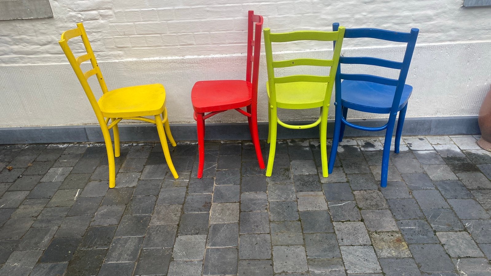 4 oude houten  cafestoelen, Enlèvement, Utilisé, Bois