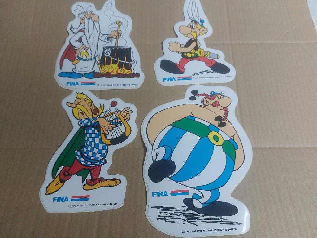 4 stickers van Asterix Fina uit 1976, Ophalen of Verzenden, Zo goed als nieuw