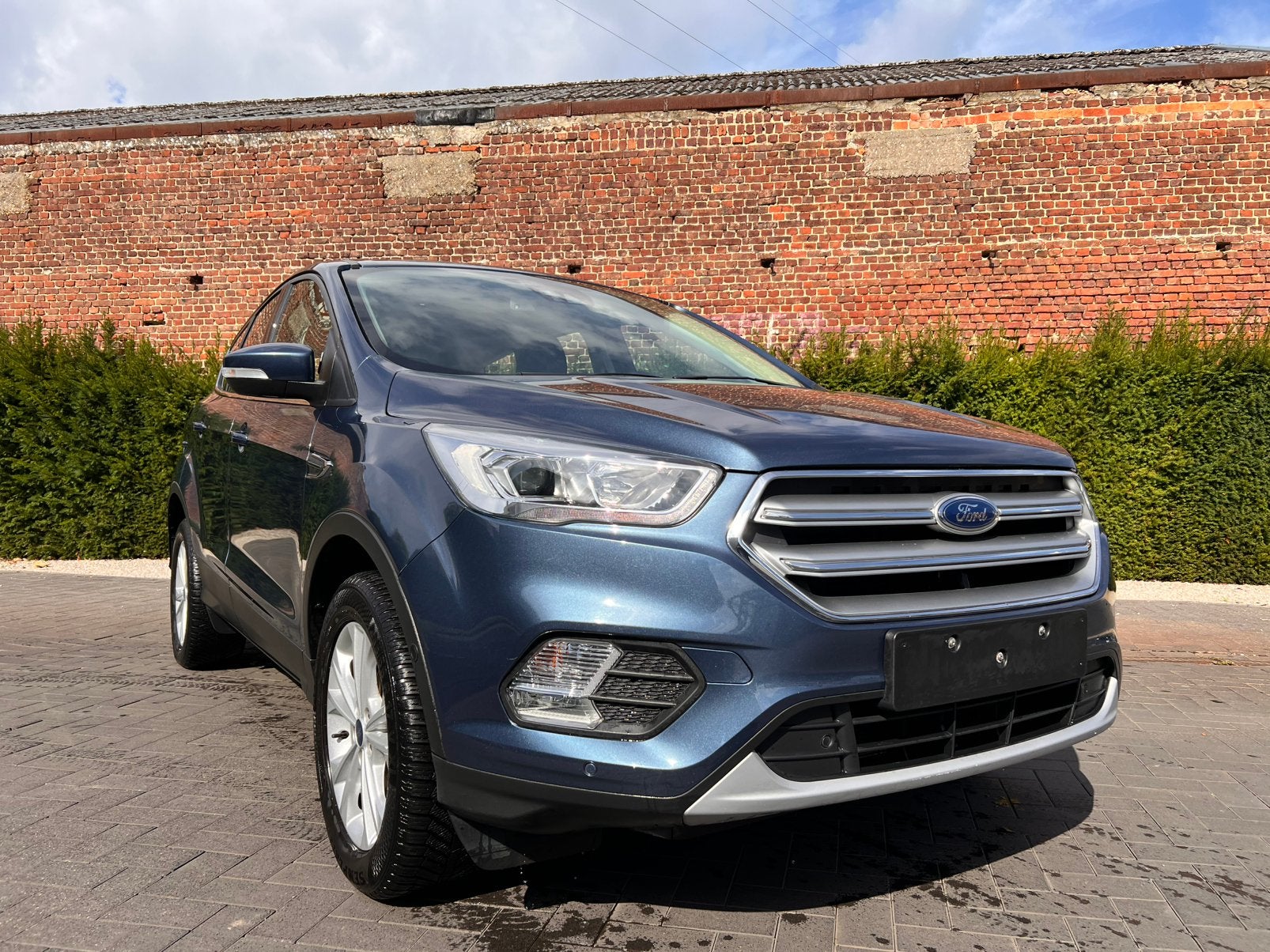 Ford Kuga 2019 1.5 essence 72000 km, Autos, Achat, 110 kW, Entreprise, Boîte manuelle