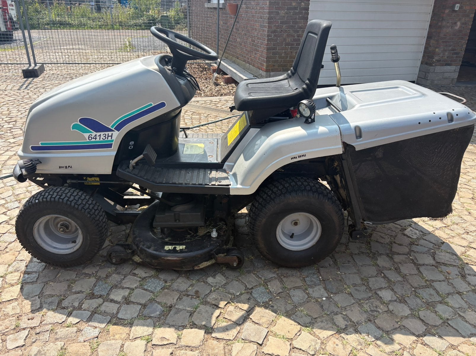 Tondeuse autoportée Honda, Enlèvement, Utilisé, Démarrage électrique, 90 à 120 cm