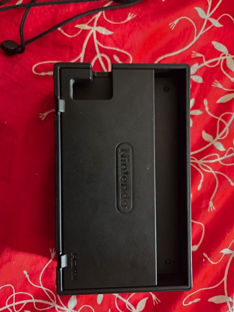 Nintendo switch met gratis hoesje, Ophalen of Verzenden