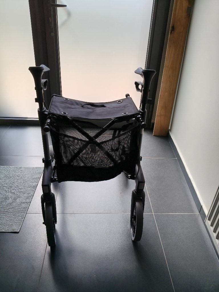 Rollatorrollator, Ophalen, Opvouwbaar, Zo goed als nieuw