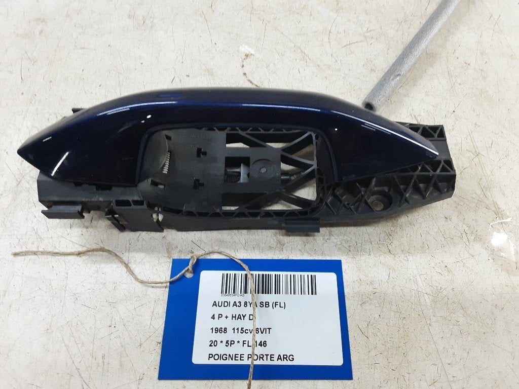 POIGNEE EXTERIEURE ARRIÈRE GAUCHE Audi A3 Sportback (8YA), Utilisé, Arrière, Audi