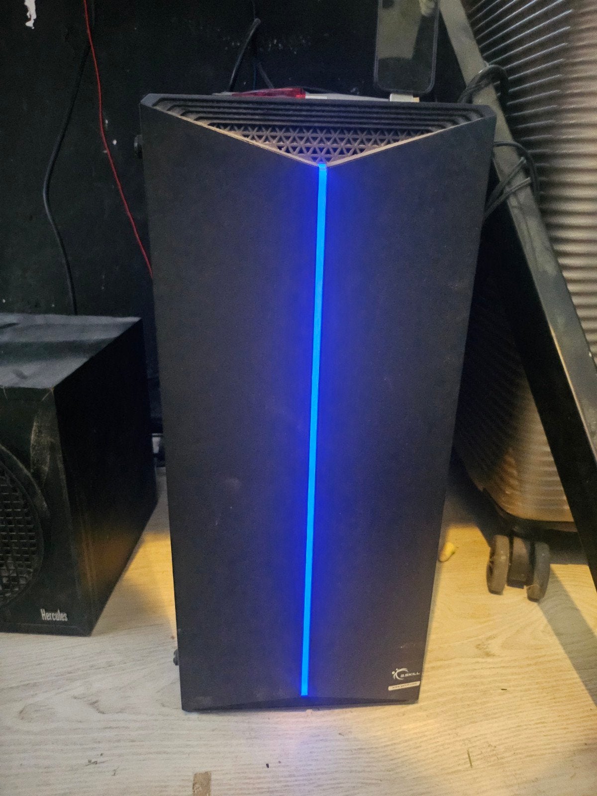Tour pc RGB + clavier RGB, Computers en Software, Ophalen, Zo goed als nieuw, Gaming