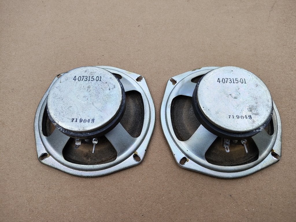 2x Hoge Tonen Speaker Rowe-AMi R85 (1981) jukebox, Verzamelen, Automaten | Jukeboxen, Verzenden, Ami