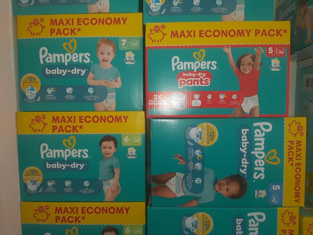 Pampers maxipack tailles 5, 6, 7, Neuf, Autres marques, Enlèvement ou Envoi, Autres types