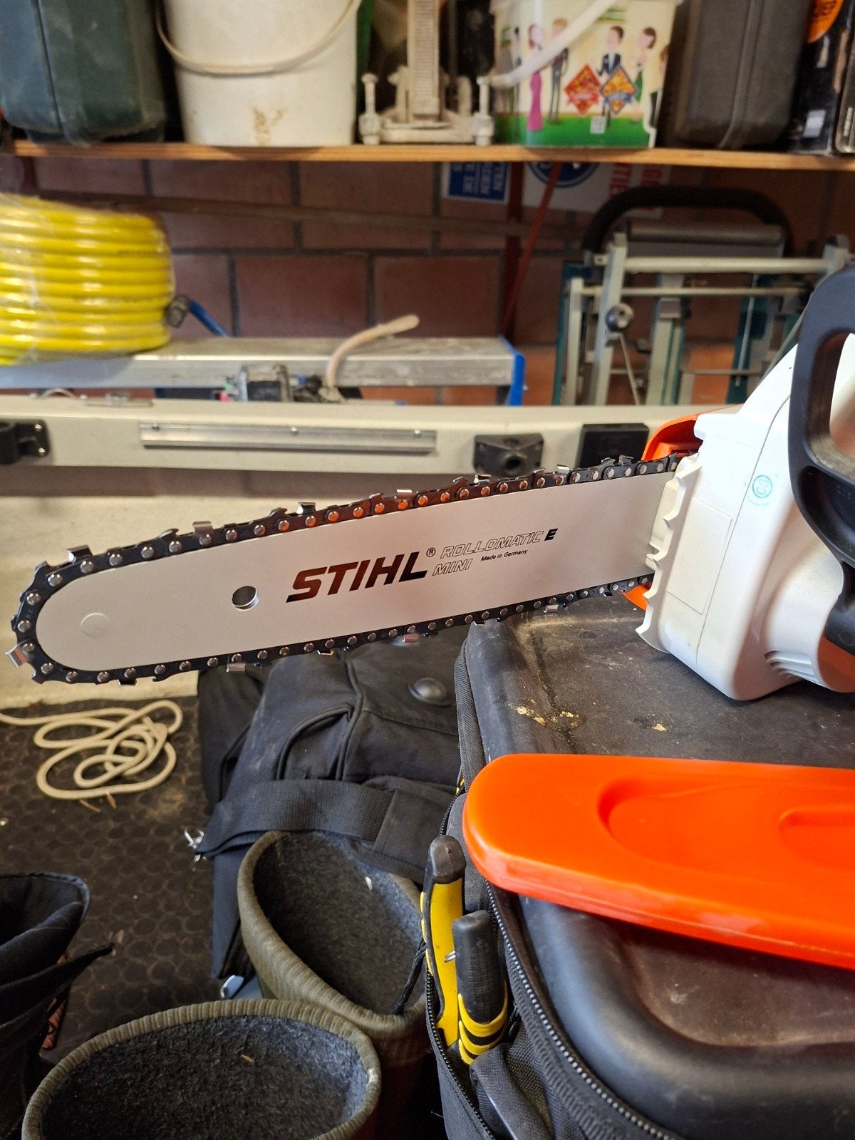 elektrische kettingzaag Stihl MSE 141C, Enlèvement, Tronçonneuse